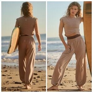Free People x FP Movement Hot Shot Crossover Set in Tan